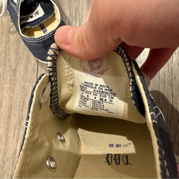 NWOT CONVERSE Chuck Taylor All Star Ox Sneakers Sz6 - Picture 4 of 6